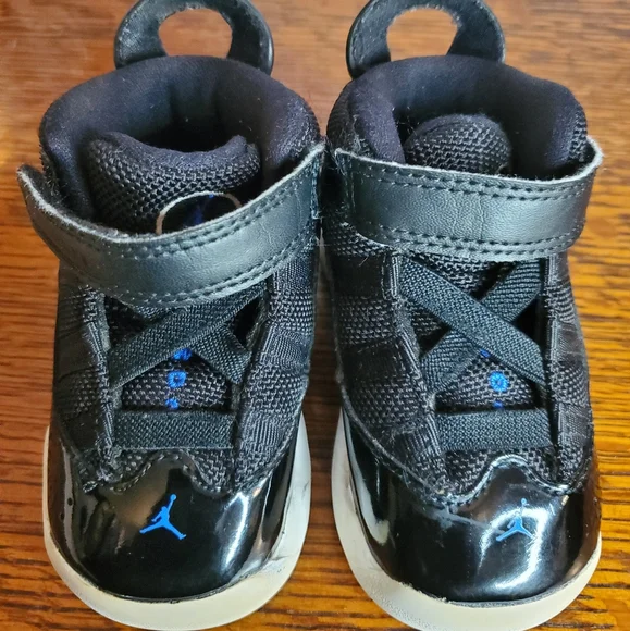 Jordan 6 Rings Sneakers - Picture 4 of 10